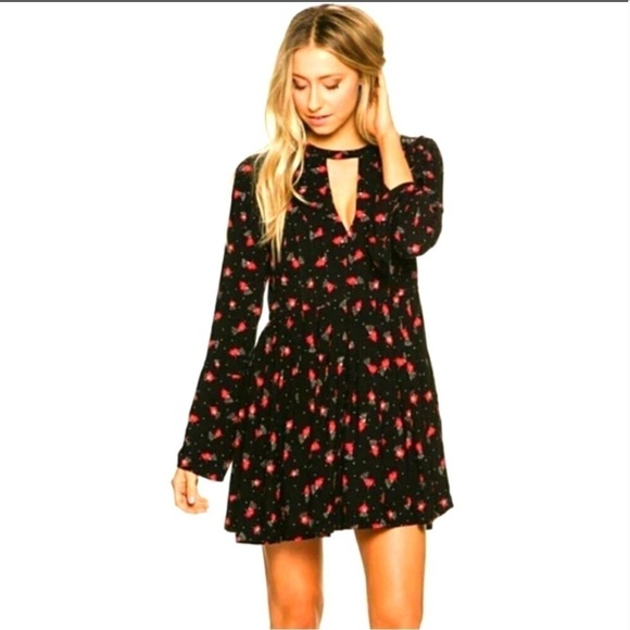 Free People Teagan Black Long Sleeve Y2K Dress with Red Flowers Size 2 overs… - Picture 1 of 13